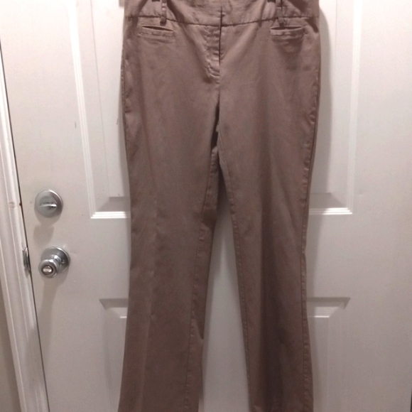 Tracy Evans limited Sz 9, Toupe midrise,flared, 4 pockets, Dress pants. - Picture 2 of 8